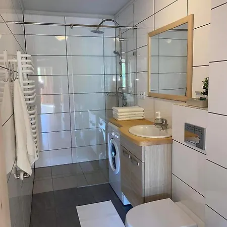 Przystan W Gorcach Lejlighed Konina