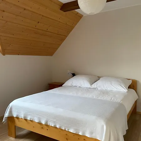 Przystan W Gorcach Konina